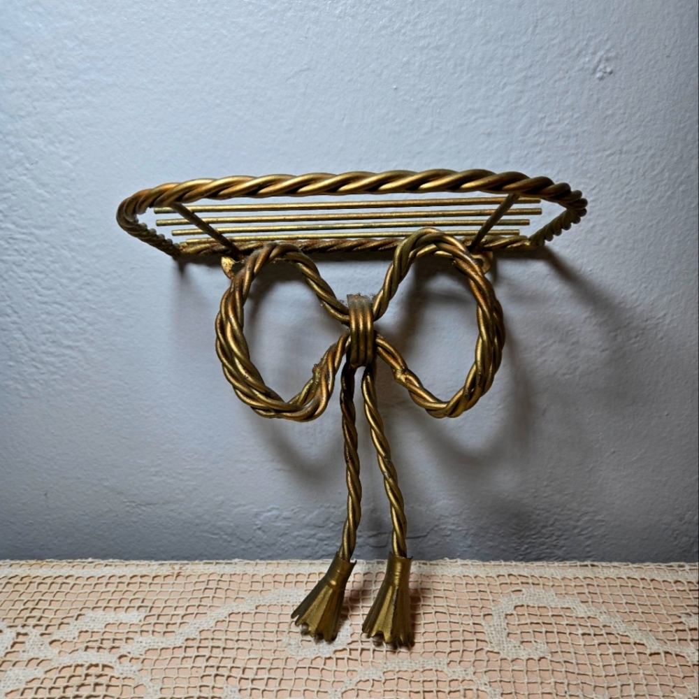 Small wall shelf